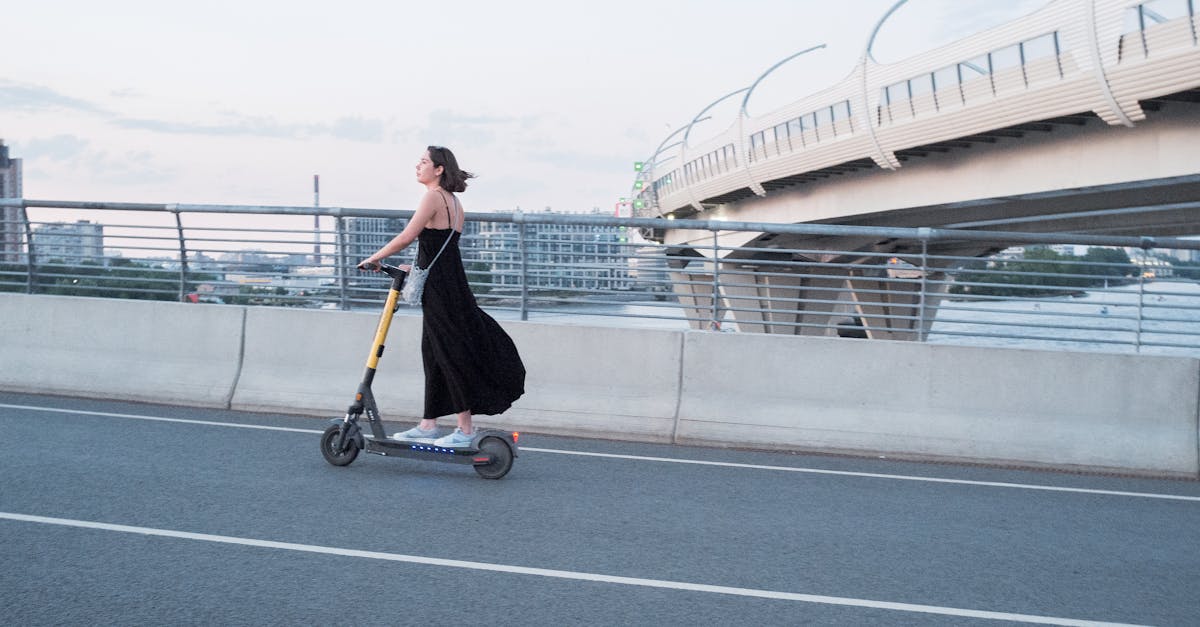 découvrez l'électromobilité, l'avenir du transport durable. explorez les véhicules électriques, les infrastructures de recharge et les innovations technologiques qui transforment notre mobilité. adoptez un mode de vie plus respectueux de l'environnement tout en bénéficiant de solutions de transport modernes et efficaces.